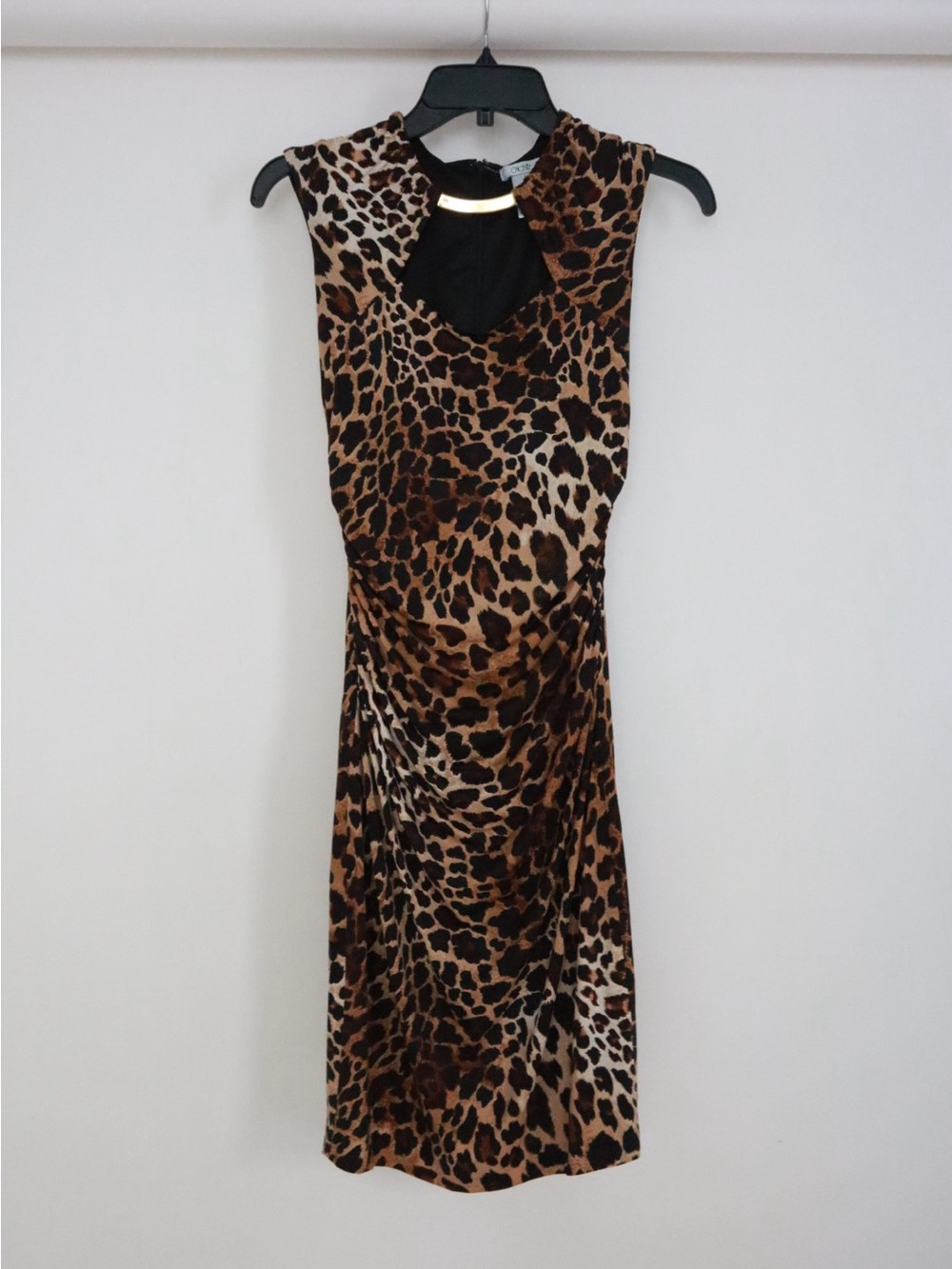 Cache Leopard-Print Keyhole Midi Dress - Picture 2 of 5